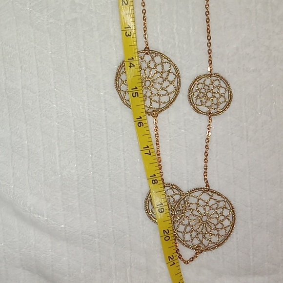 NWT Charming Charlie Crochet Brown Medallion Necklace - Picture 4 of 6